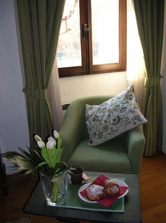 Hotel Monastero Del Lavello คาโลซิโอคอร์เต ภายนอก รูปภาพ